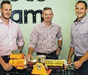From l: Stuart Palmer, production manager, 
Dabeb-Engineering; Freddie K&#252;hn, regional manager, Hytec; Nathan Pearce, executive director, Dabeb-Engineering.